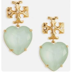 ✨ Tory Burch Roxanne Crystal Heart Drop Earrings✨